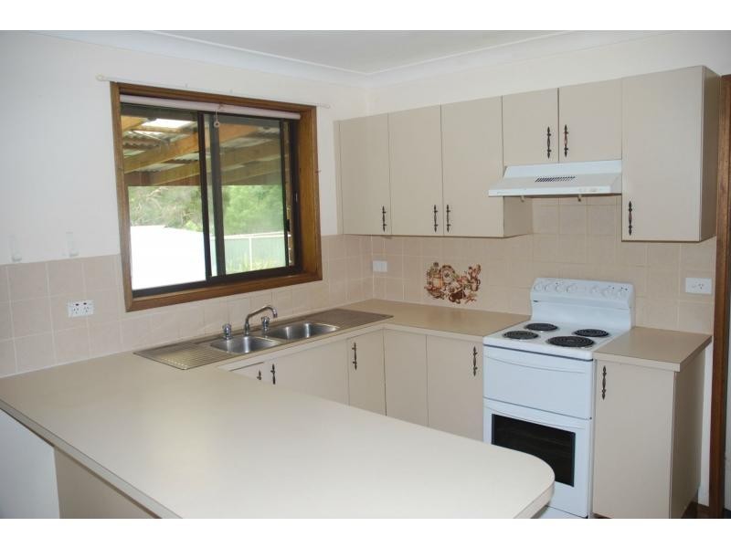 5 Calymea Street, Nowra Hill NSW 2540