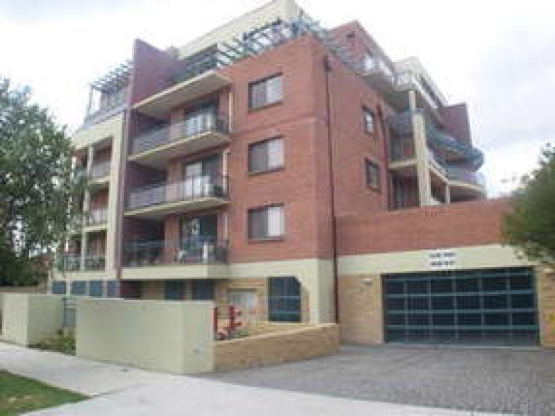 11/8-10 Bigge Street, Warwick Farm NSW 2170