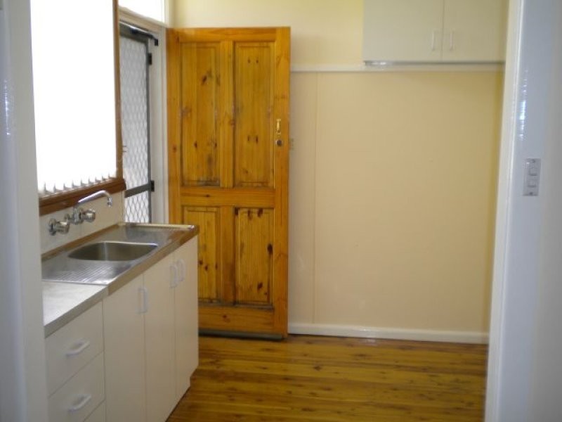 6 Grimson Crescent, Liverpool NSW 2170