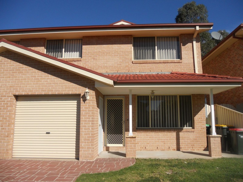 20a Pambula Avenue, Prestons NSW 2170