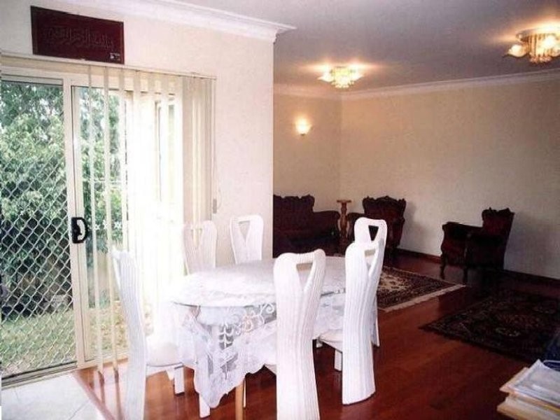 8B Reserve Road, Casula NSW 2170