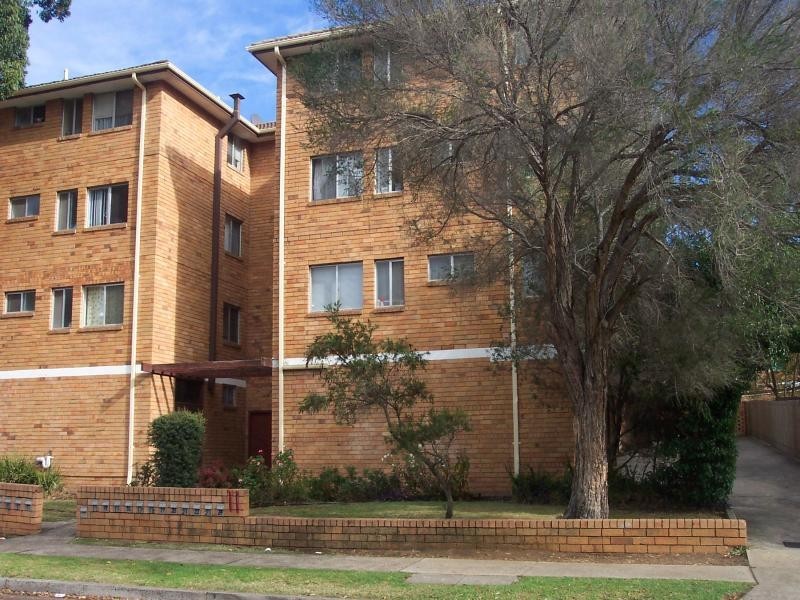 Unit 5/11 Forbes Street, Warwick Farm NSW 2170