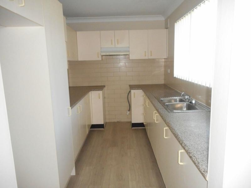 Unit 1/211 Mead Place, Chipping Norton NSW 2170