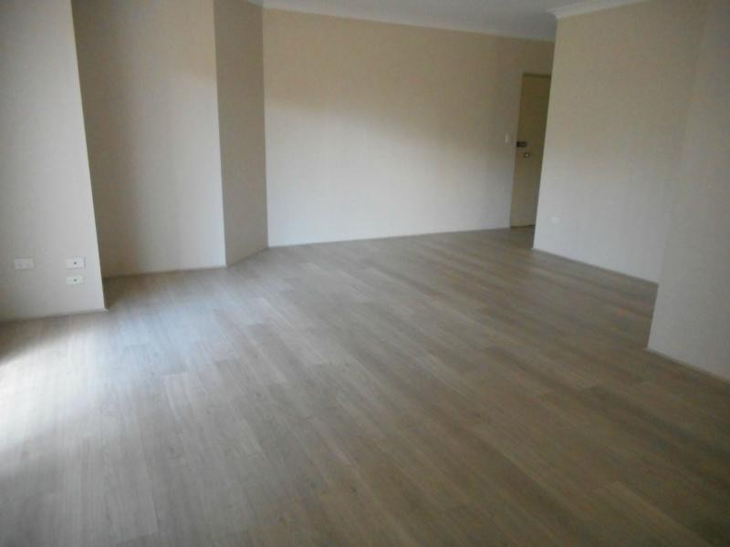 Unit 1/211 Mead Place, Chipping Norton NSW 2170