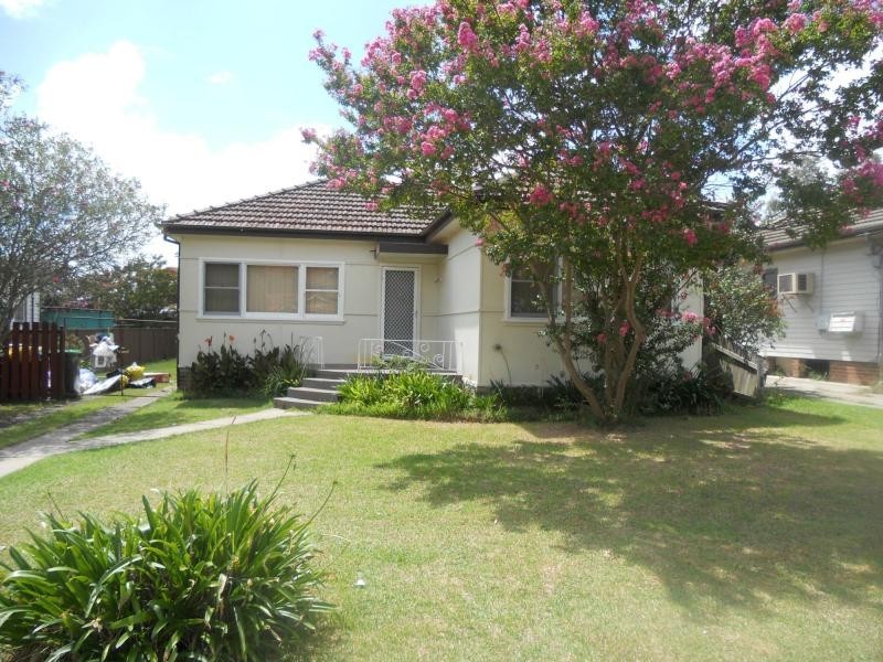 24 Maryvale Avenue, Liverpool NSW 2170