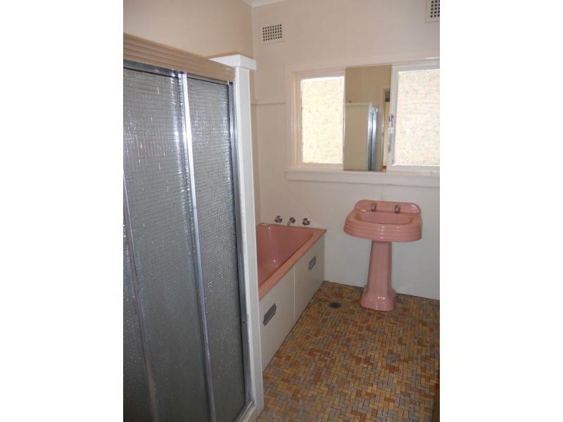 24 Maryvale Avenue, Liverpool NSW 2170