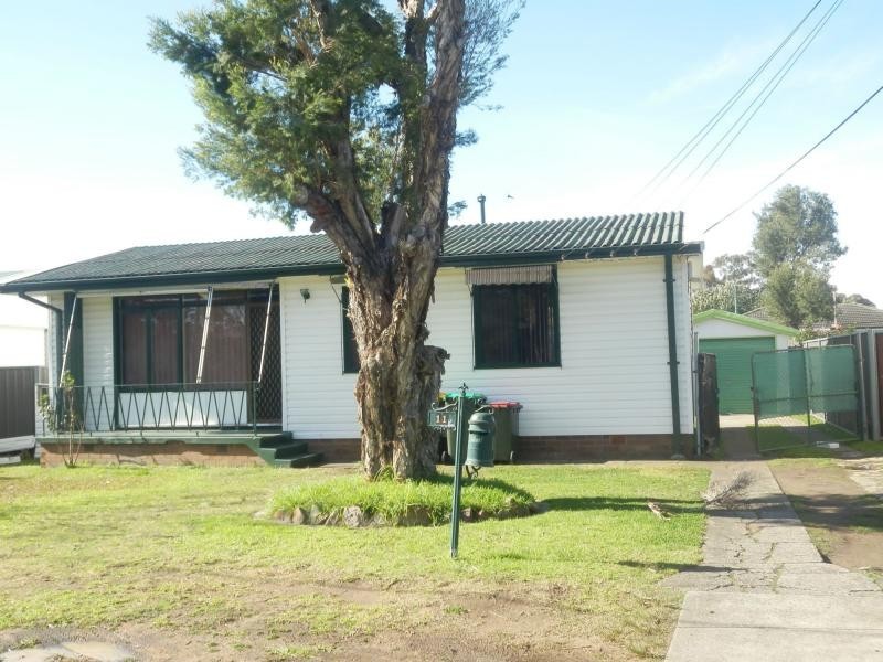 11 Williamson Crescent, Warwick Farm NSW 2170