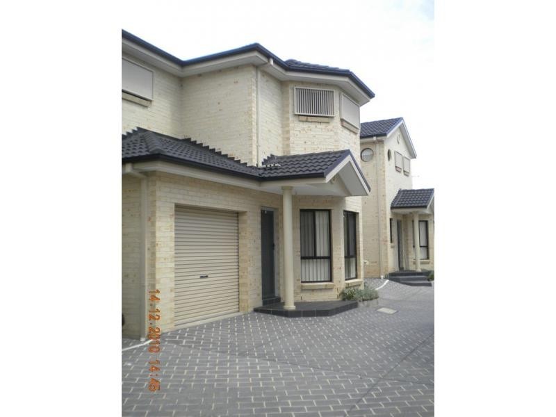 3/50 Pearce Street, Liverpool NSW 2170