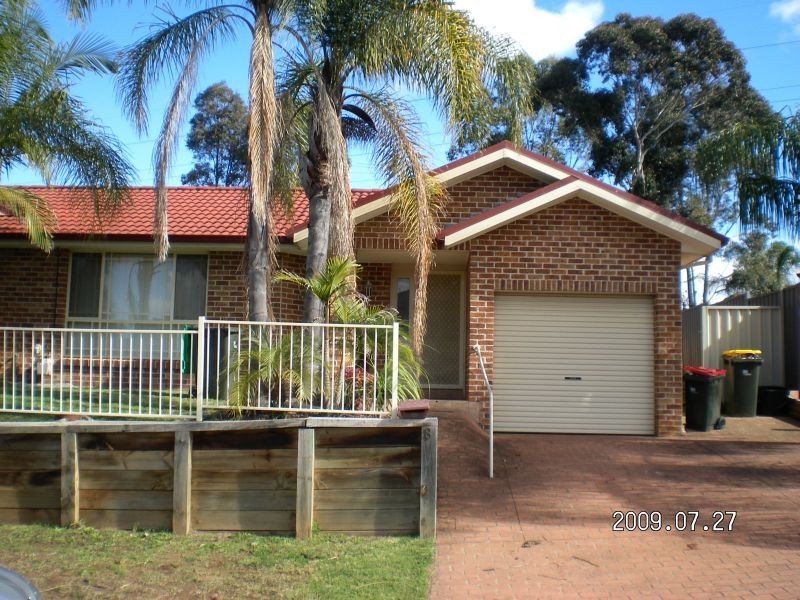 8 Cisticola Street, Hinchinbrook NSW 2168
