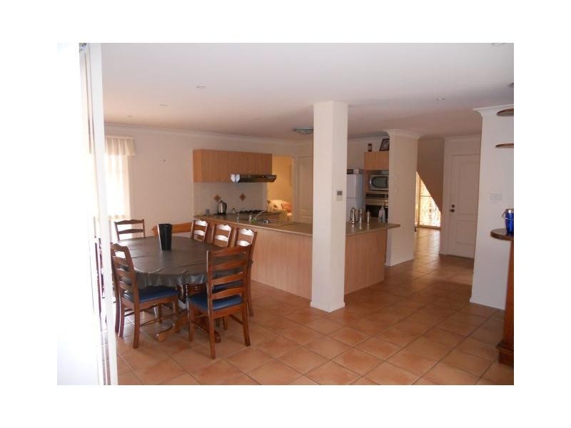 West Hoxton NSW 2171