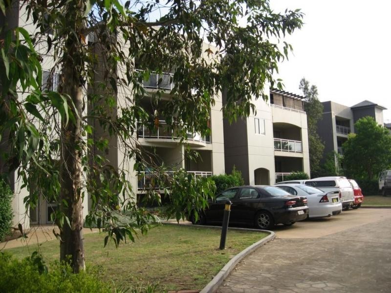 Unit 40/21-27 Hume Highway, Warwick Farm NSW 2170