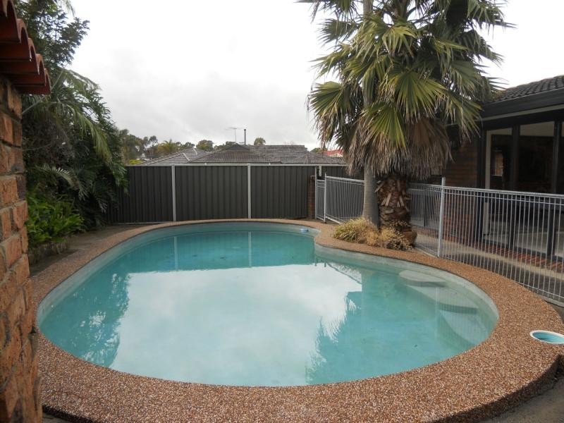 11 Joseph Street, Chipping Norton NSW 2170