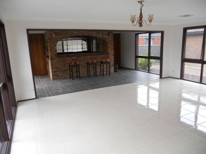 11 Joseph Street, Chipping Norton NSW 2170