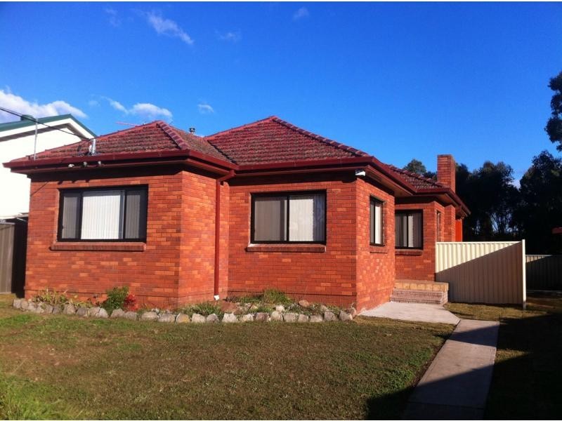 8 Bunce Street, Liverpool NSW 2170