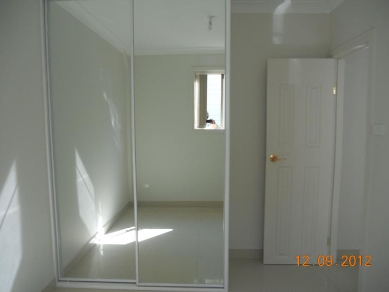 8 McCartney Street, Warwick Farm NSW 2170