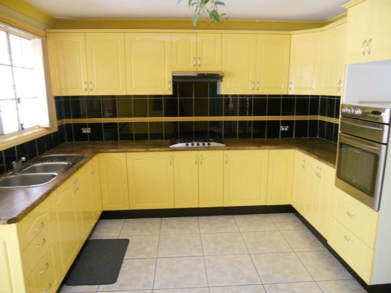 25 Phoenix Crescent, Casula NSW 2170