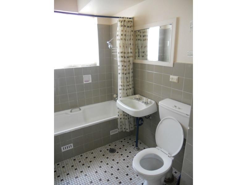 Unit 3/23 Norfolk Street, Liverpool NSW 2170