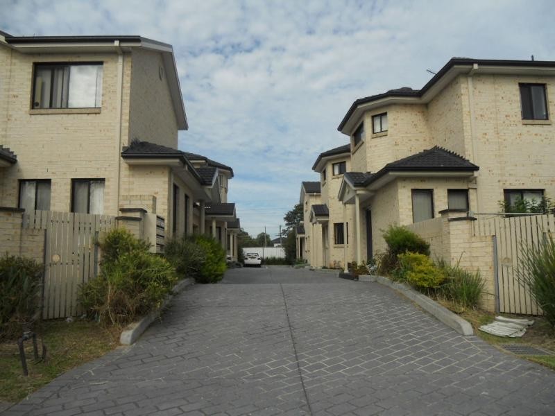 Unit 5/50 Pearce Street, Liverpool NSW 2170