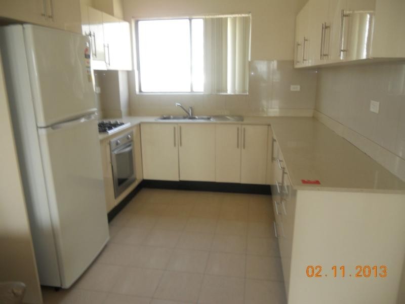 Unit 12/2 Castlereagh Street, Liverpool NSW 2170