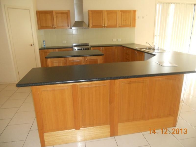 West Hoxton NSW 2171