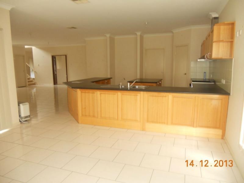 West Hoxton NSW 2171