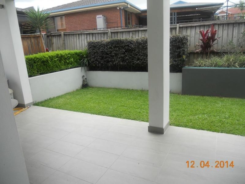 7 Piper Avenue, West Hoxton NSW 2171