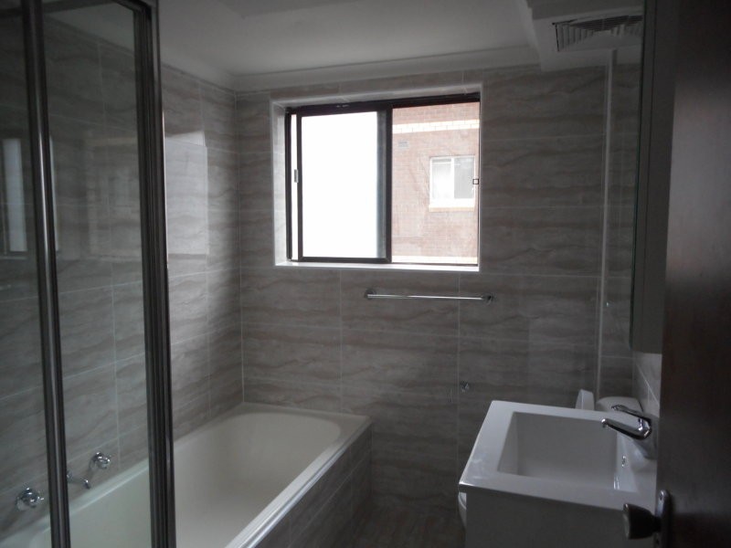 Unit 2/9 Lachlan Street, Liverpool NSW 2170