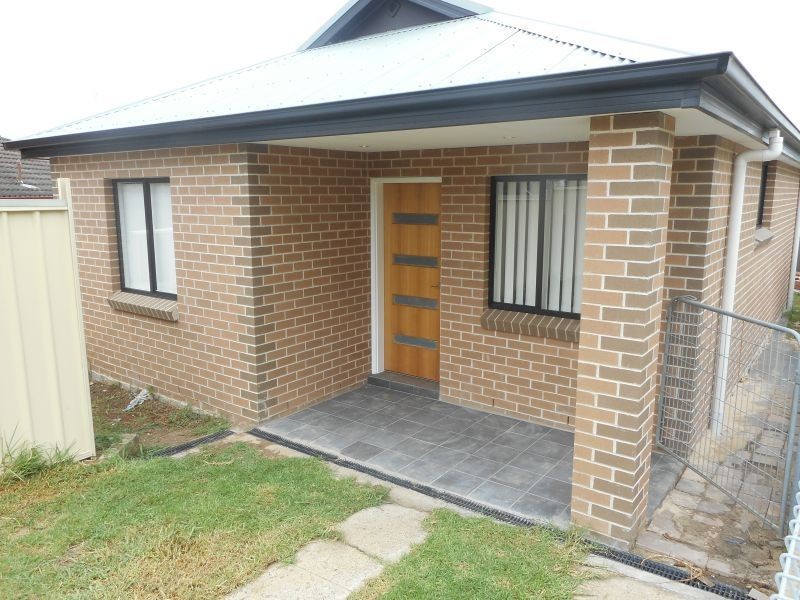 17A Wheeler Avenue, Lurnea NSW 2170