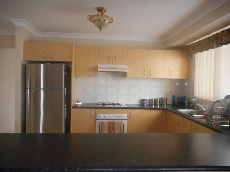 8 Domenic Close, Hoxton Park NSW 2171