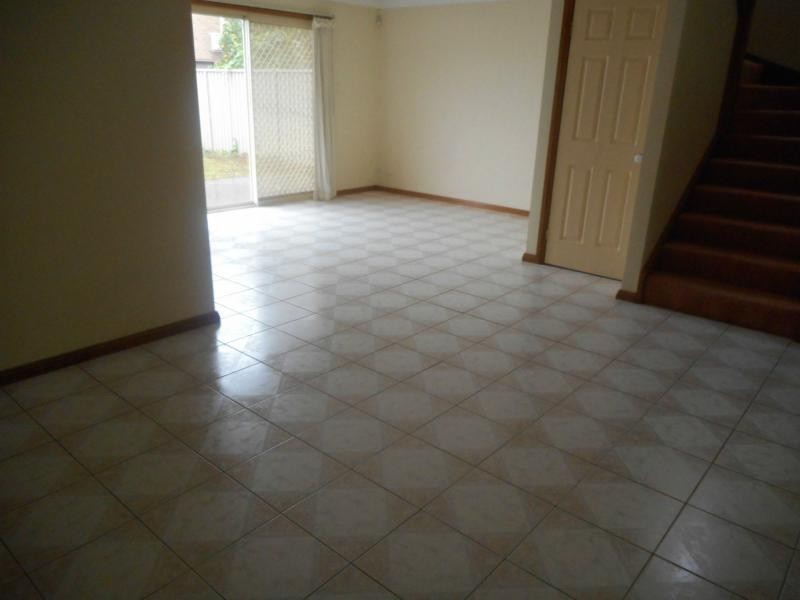 8 Althorpe Street, Green Valley NSW 2168