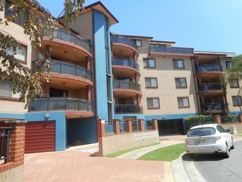 12/10-12 Tindall Street, Liverpool NSW 2170