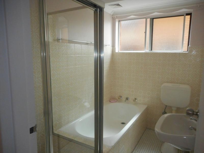 Unit 1/12 Drummond Street, Liverpool NSW 2170