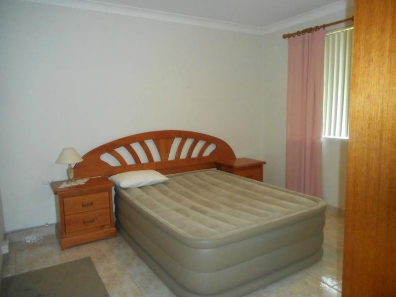 6 Segefield Place, Casula NSW 2170