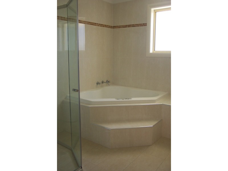 2/23-25 Carnation Ave, Casula NSW 2170