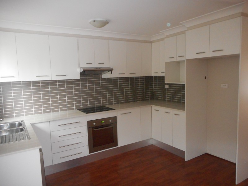 9/26 Holland Cres, Casula NSW 2170