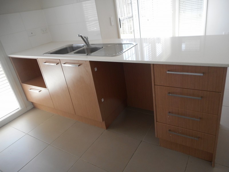 12 Truscott Avenue, Middleton Grange NSW 2171