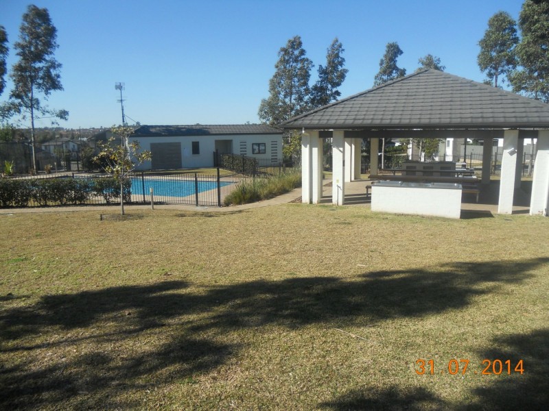 12 Truscott Avenue, Middleton Grange NSW 2171