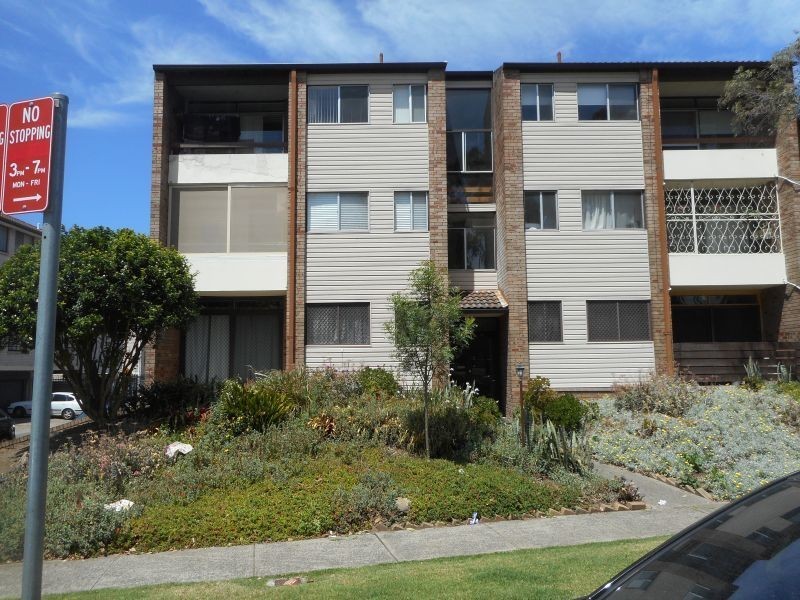 17/26-28 Remembrance Drive Dr, Warwick Farm NSW 2170