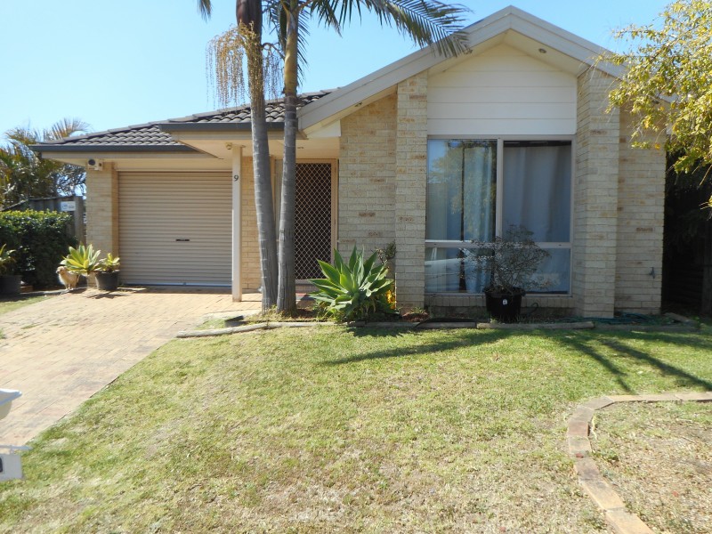 9 Mathinna Cct, West Hoxton NSW 2171