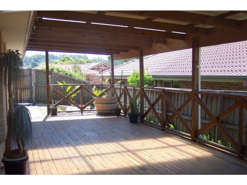 9 Mathinna Cct, West Hoxton NSW 2171