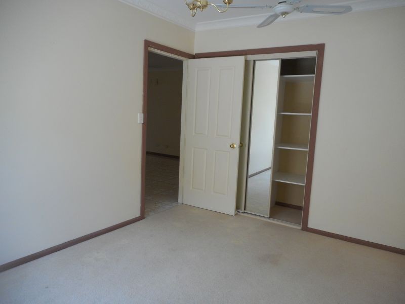 58 Kookaburra Rd, Prestons NSW 2170