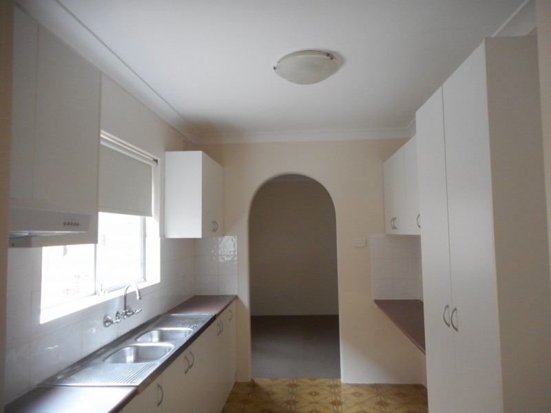 2/1 Lachlan St, Warwick Farm NSW 2170