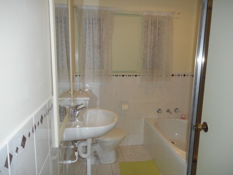 32A Kimberley St, Merrylands NSW 2160