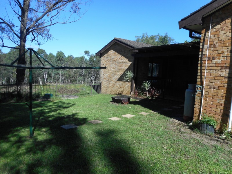 160b Rossmore Cres, Rossmore NSW 2557