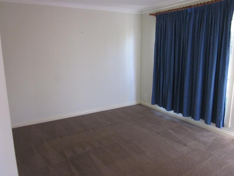 2/19 Kitchener Road, Pascoe Vale VIC 3044