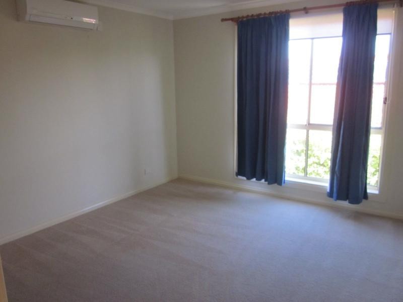 2/19 Kitchener Road, Pascoe Vale VIC 3044