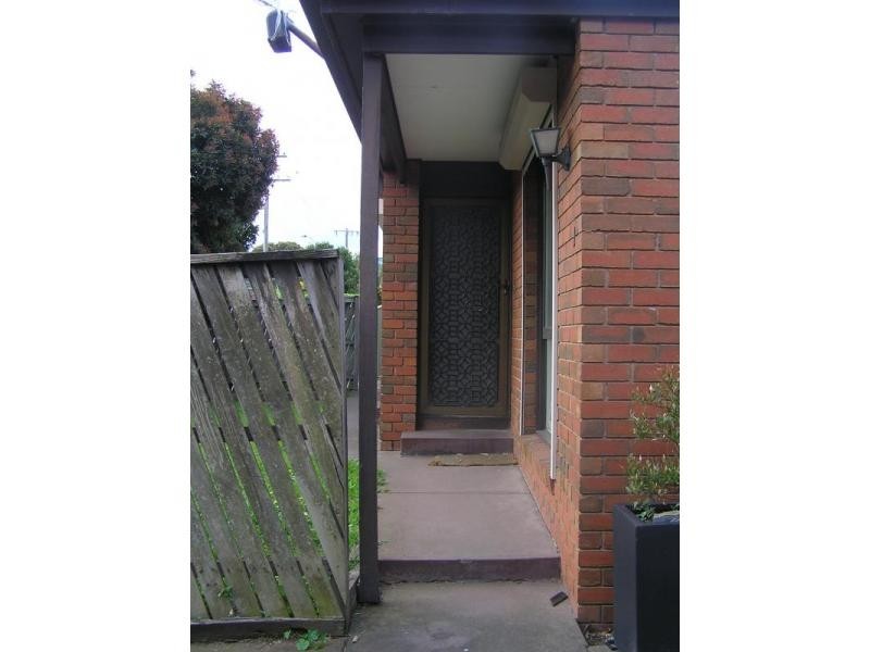 1/144 Hoffmans Road, Niddrie VIC 3042