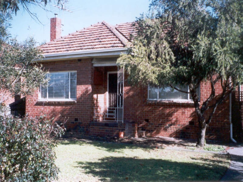 477 Pascoe Vale Road, Strathmore VIC 3041
