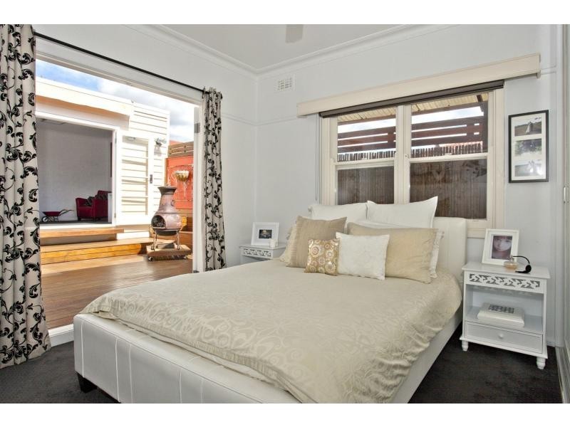 41 Mascoma Street, Strathmore VIC 3041