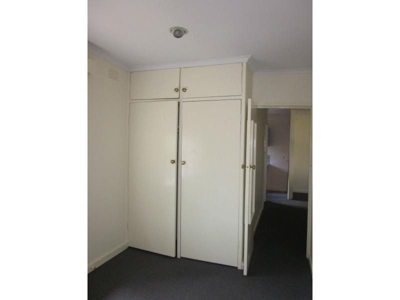 1/37 Grice Crescent, Essendon VIC 3040